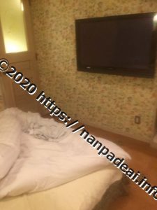 ハッピーメールで、普段割り切りもやってるアラサーのエロ介護士とタダマン！気持ちいい！